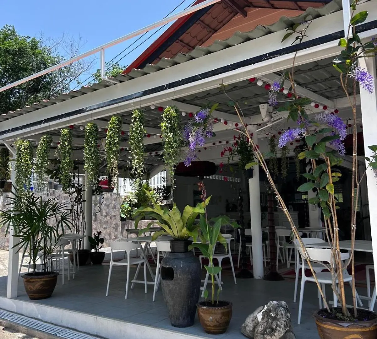 The Elephant Inn Phuket 0*,  Thailand