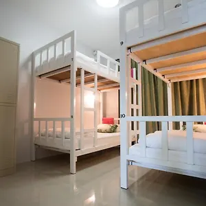  Hostel Dkaya